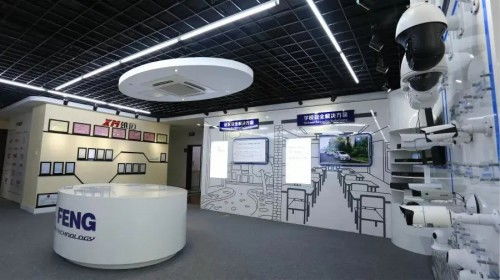 走进雄迈东洲生产基地 杭州富阳的大数据与智能化工厂